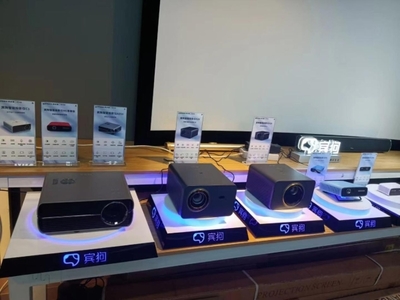 思必馳賓狗 線下勢(shì)能全面爆發(fā)，電子產(chǎn)品銷(xiāo)量創(chuàng)歷史新高